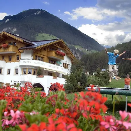 Bed & Breakfast Schoene Aussicht 3*