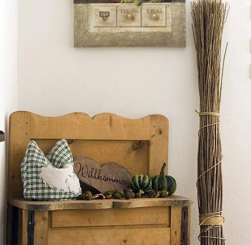 Schoene Aussicht فوندس