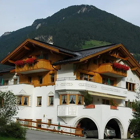 Frühstückspension Schöne Aussicht 3*